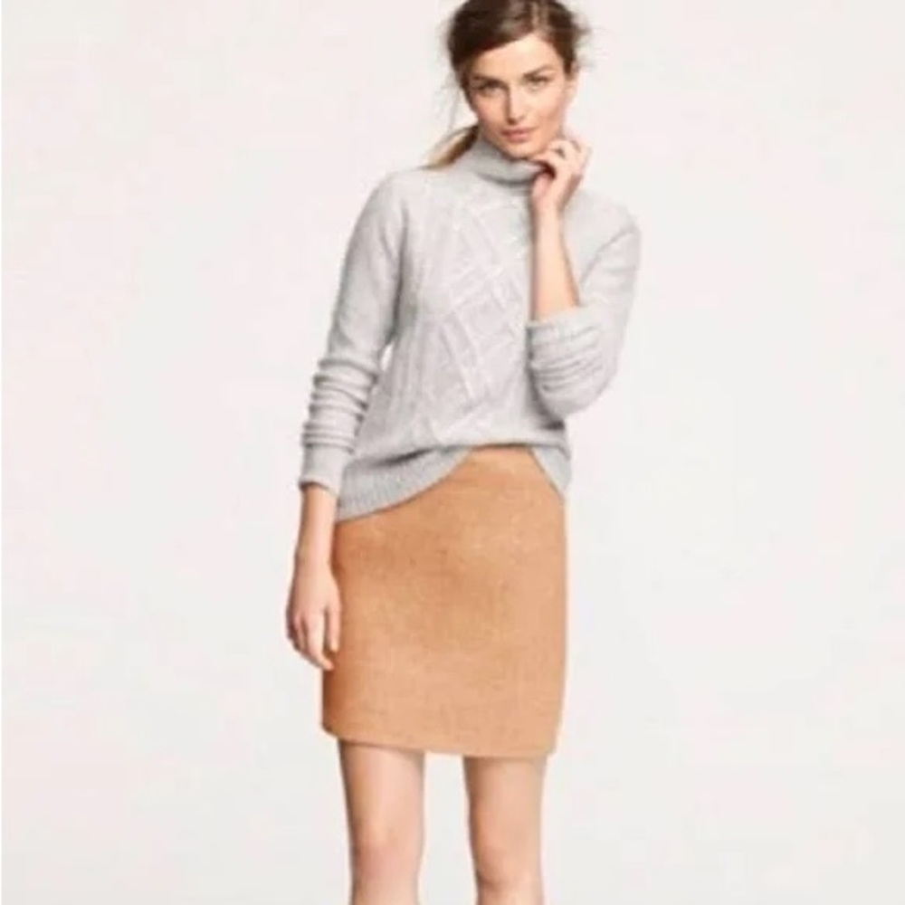 J. Crew Dark Khaki Signature Wool Pencil Skirt, Size 6 (Fits like an 8/10) NWT